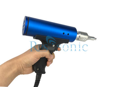 latest company news about Principle and advantages of ultrasonic handheld spot welding machine 1