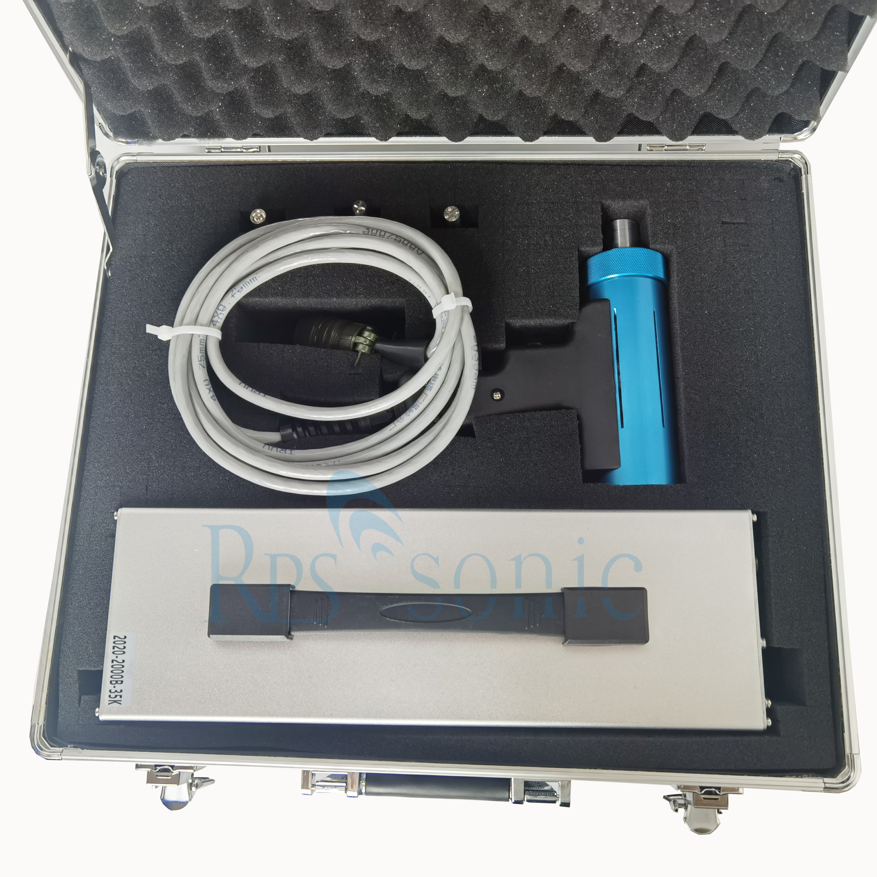28Khz Ultrasonic Welding Sonotrode / Handheld Sonotrode With Digital Generator