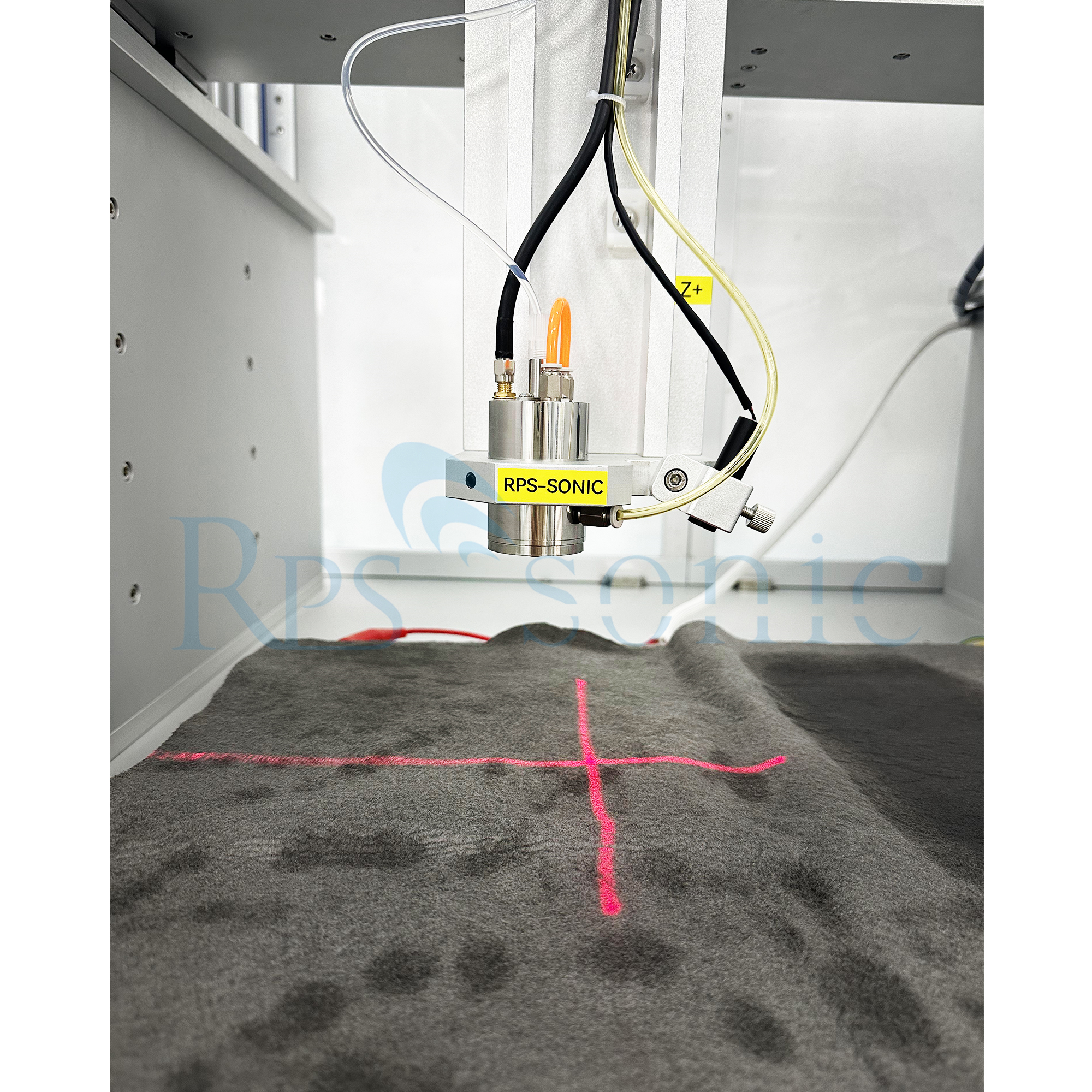 Automatic ultrasonic spray coating machine for Spraying medical textiles/bandages